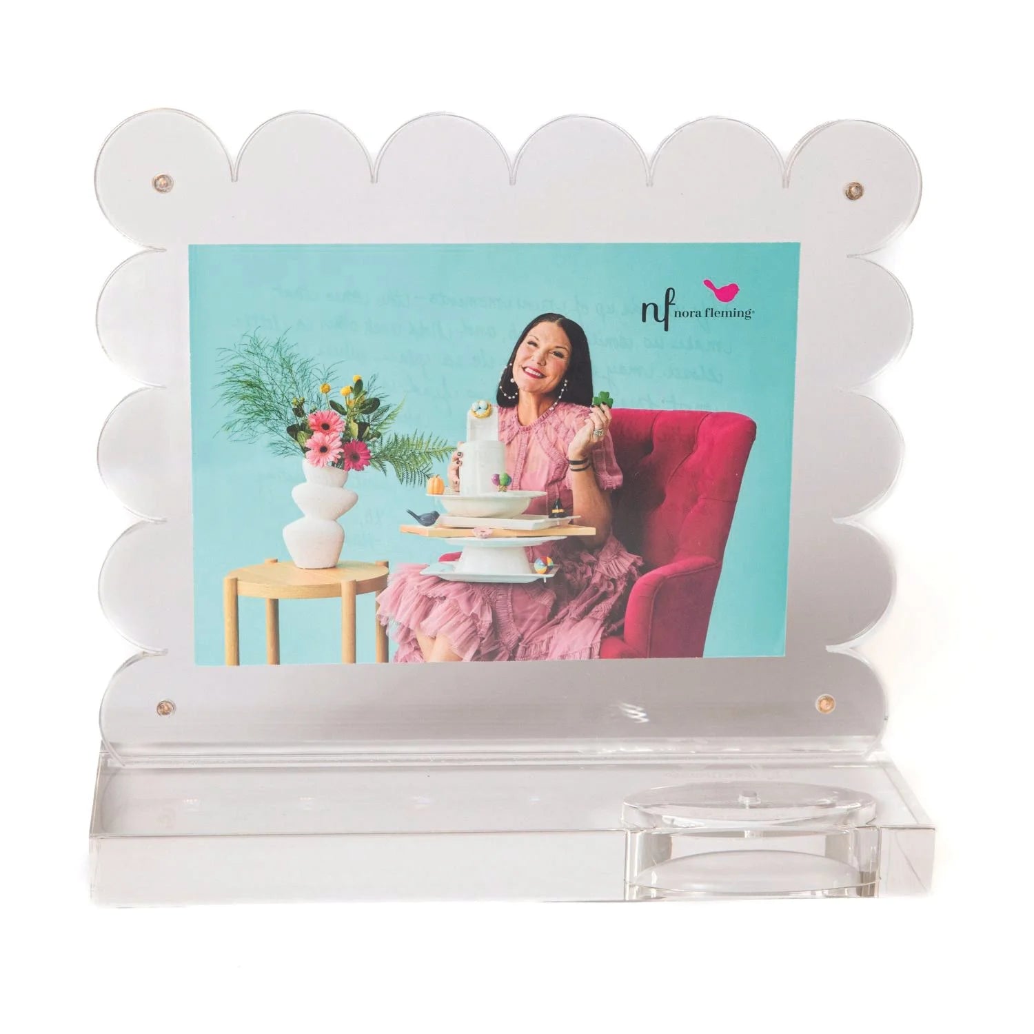 Scalloped Acrylic Frame CLR01
