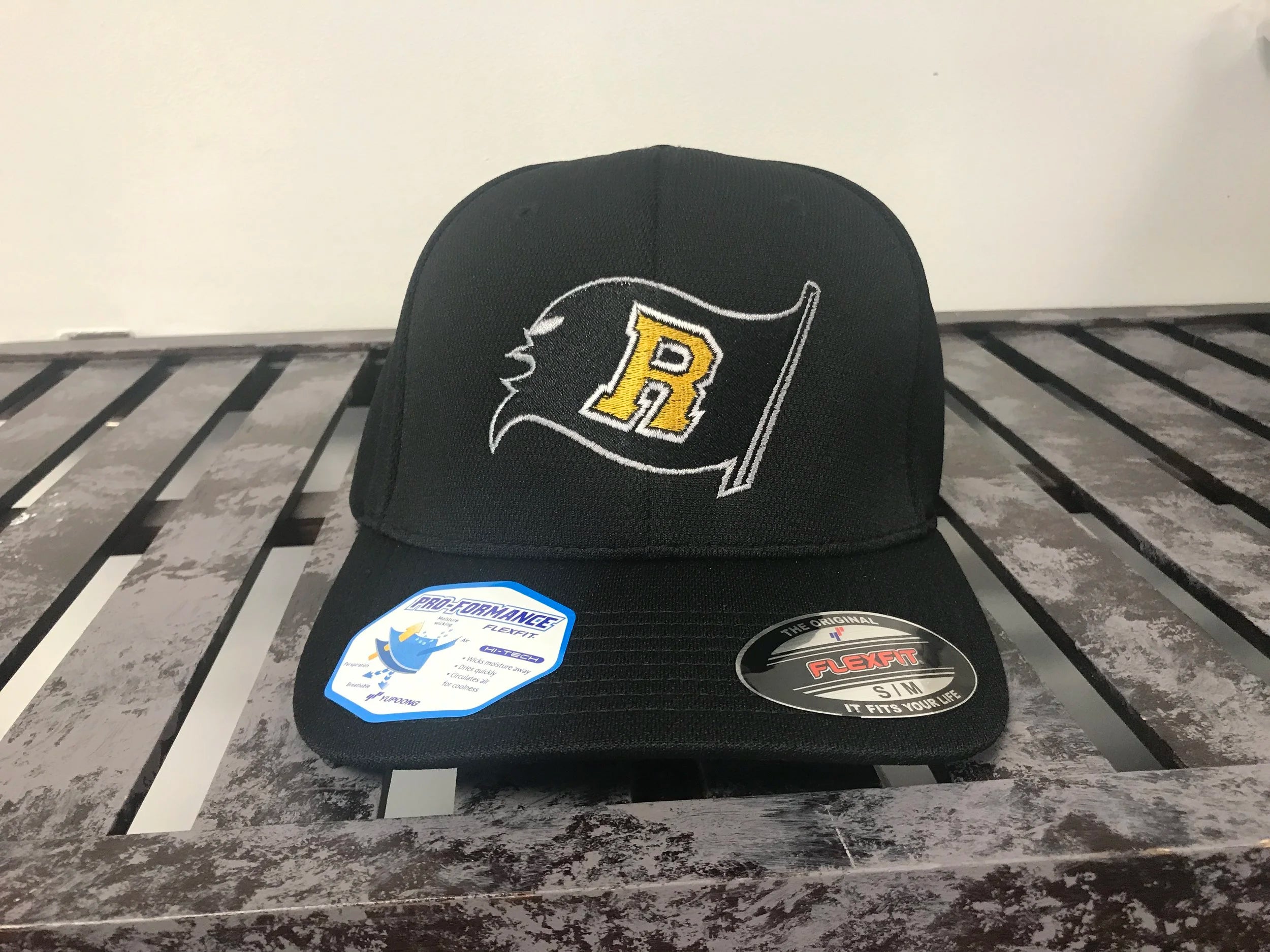 R Flag Hat