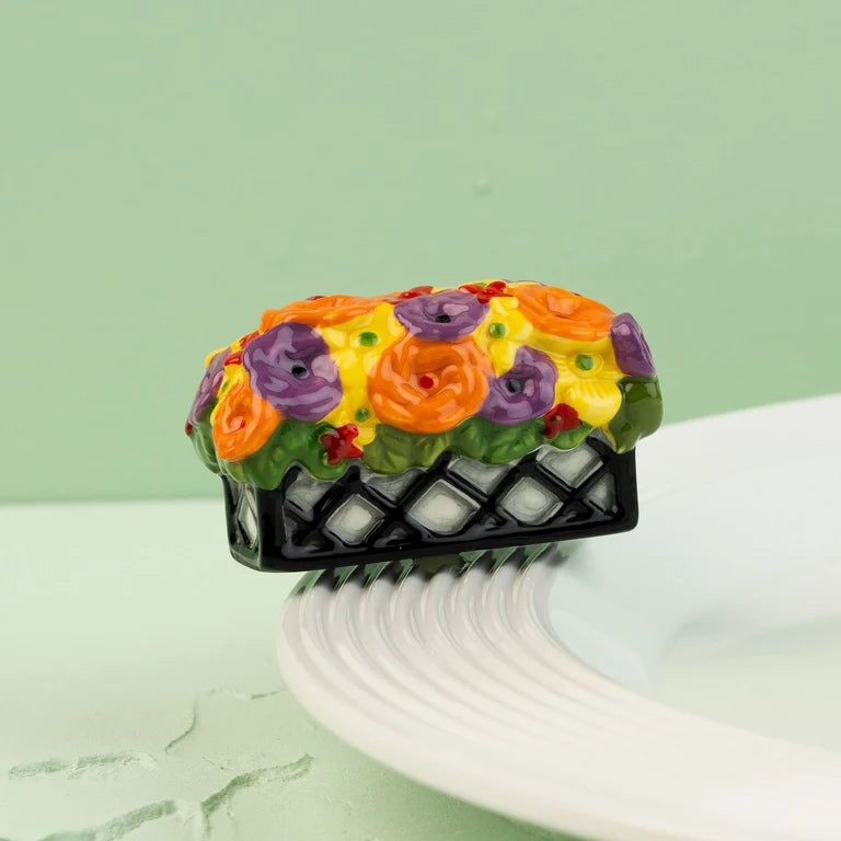 A409 Love Blooms Here (Window Box)
