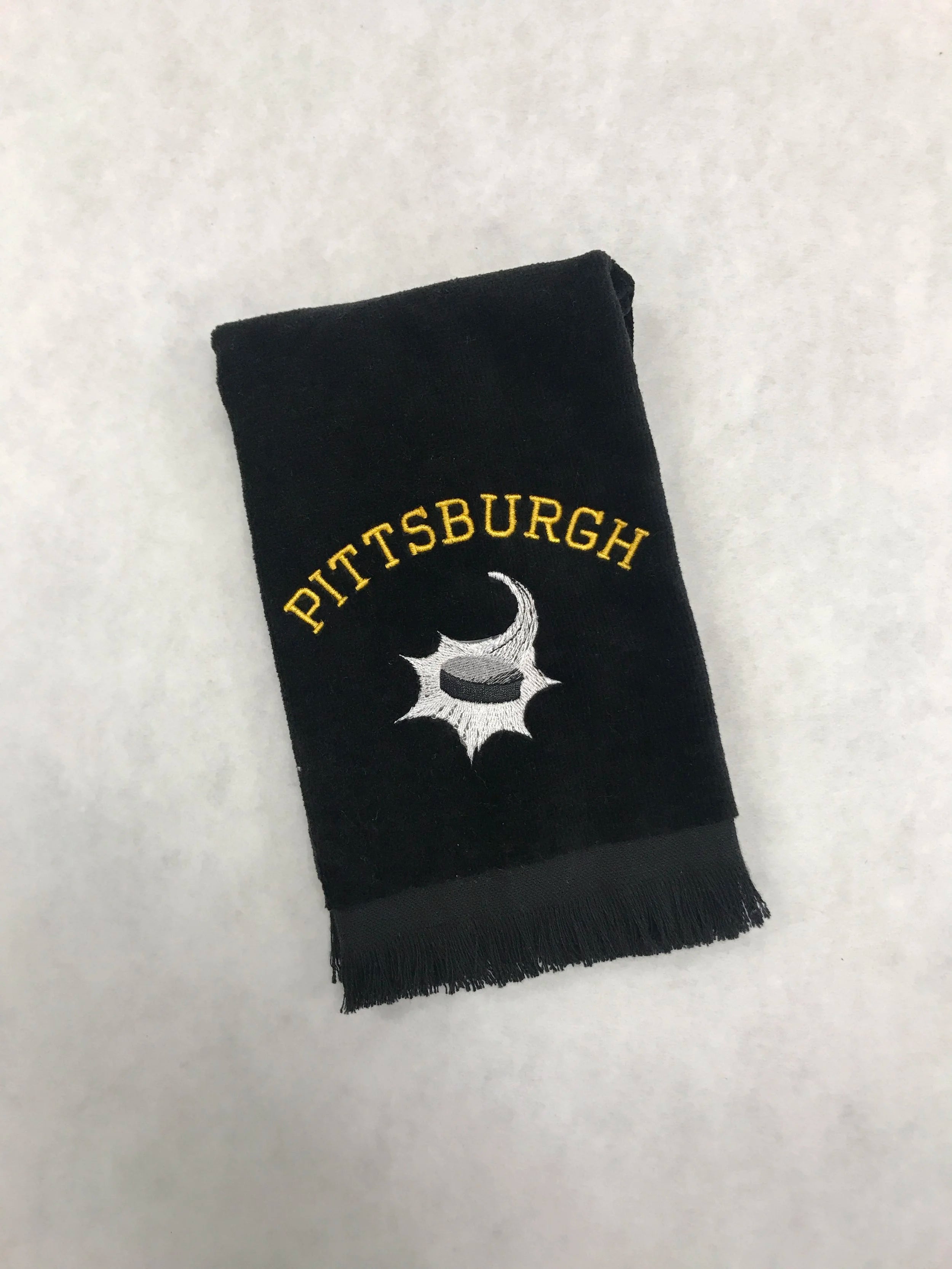 Pittsburgh Hockey Fingertip Towel Black